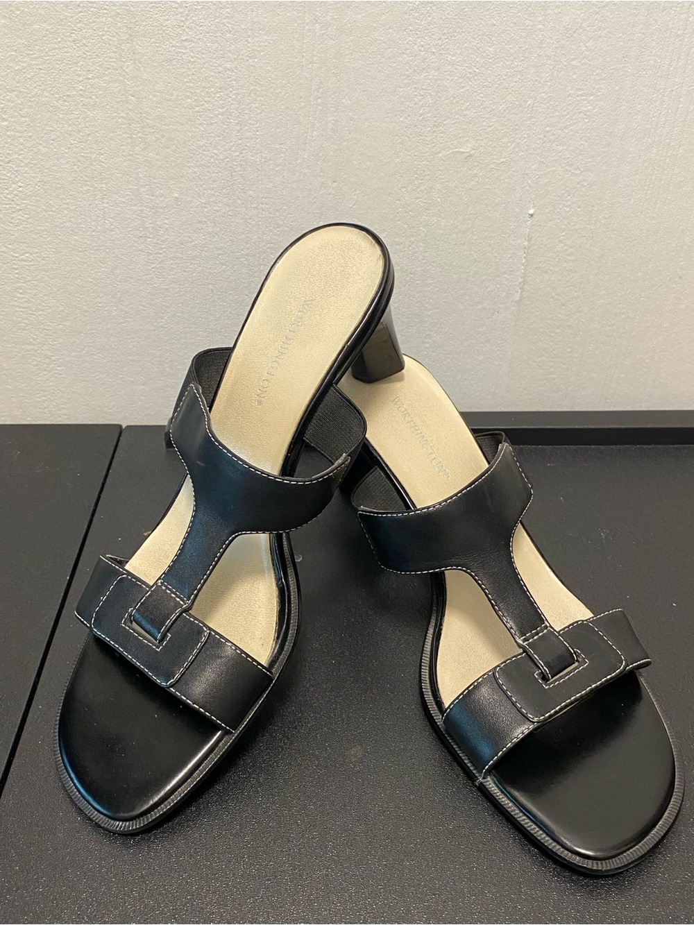 Worthington Black T-Strap Block Heel Sandals